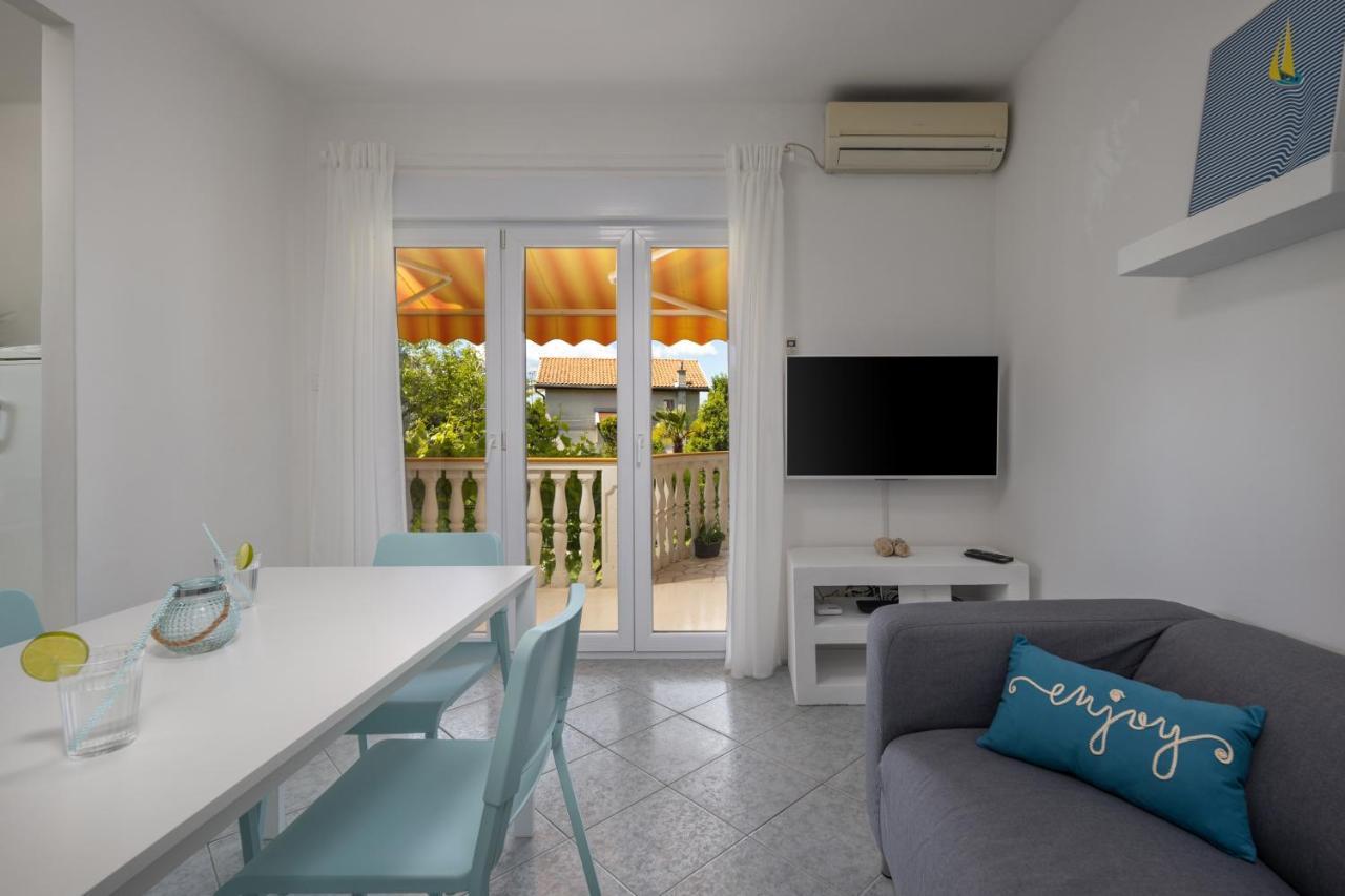 Apartamento App Blue, Selce Exterior foto