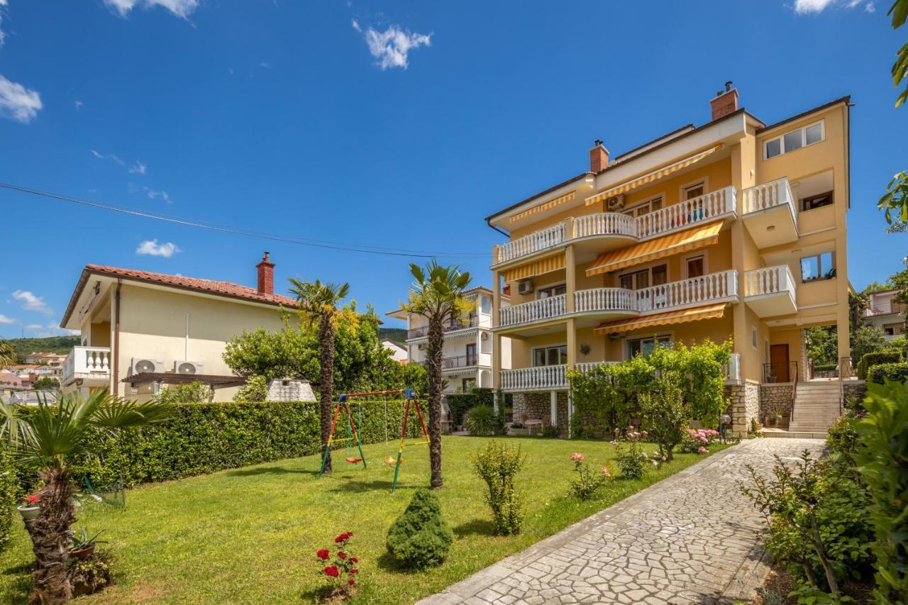 Apartamento App Blue, Selce Exterior foto