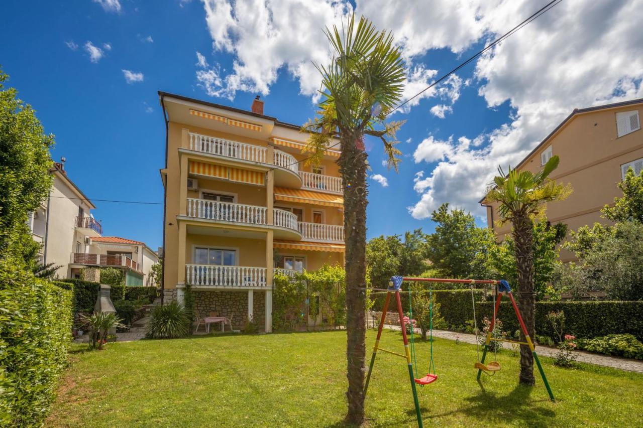 Apartamento App Blue, Selce Exterior foto