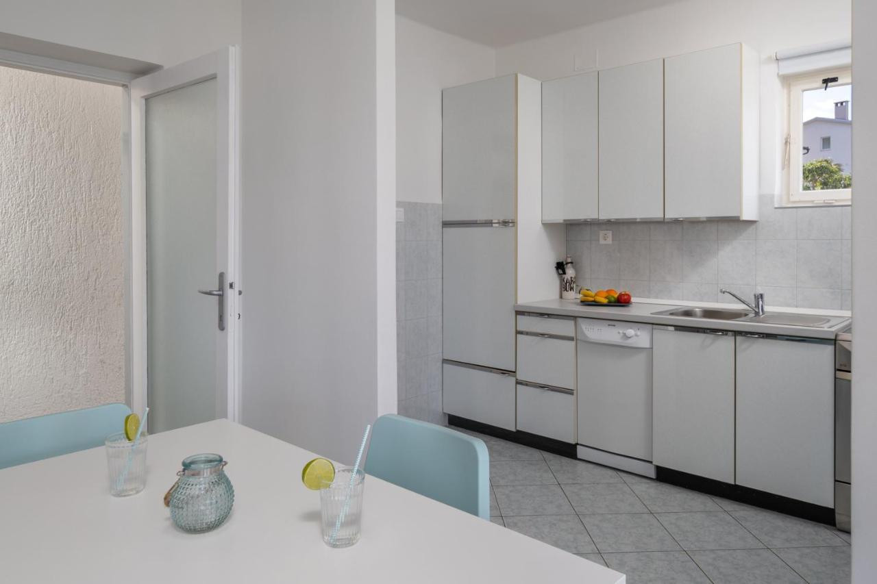 Apartamento App Blue, Selce Exterior foto